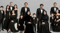 20250917_180926-min TIPS Membuat Prompt Foto Keluarga Gemini AI ala Polaroid Berbagai Versi Gratis