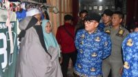 20250918_143752-min Bupati Kubu Raya Sujiwo Tinjau Penataan Jalur Hijau Desa Kapur