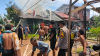 20250922_130759-min Cekcok dengan Istri, Pria di Kubu Raya Nekat Bakar Rumah Sendiri