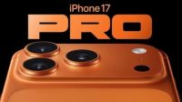 20251009_100450-min IPHONE 17 Resmi Hadir di Indonesia, Ini Daftar Harga dan Jadwal Penjualan Oktober KALBAR SATU ID – Penantian para pecinta produk Apple di Indonesia akhirnya berakhir. Setelah beredar kabar beberapa pekan terakhir, Apple resmi mengumumkan bahwa iPhone 17 Series akan dibuka pre-order-nya pada 10 Oktober 2025, dan mulai dijual resmi pada 17 Oktober 2025. Informasi ini dikonfirmasi langsung oleh Apple dan diperkuat dengan kemunculan daftar harga resmi di situs iBox, selaku distributor resmi Apple di Indonesia. Tak hanya iBox, jaringan ritel Erafone dan Digimap juga telah menampilkan halaman khusus untuk menyambut kehadiran iPhone generasi terbaru ini. Berikut daftar harga iPhone 17 Series di Indonesia: iPhone 17 256GB – Rp17.249.000 iPhone 17 512GB – Rp21.999.000 iPhone 17 Air 256GB – Rp21.249.000 iPhone 17 Air 512GB – Rp25.999.000 iPhone 17 Air 1TB – Rp30.249.000 iPhone 17 Pro 256GB – Rp23.749.000 iPhone 17 Pro 512GB – Rp28.249.000 iPhone 17 Pro 1TB – Rp32.999.000 iPhone 17 Pro Max 256GB – Rp25.749.000 iPhone 17 Pro Max 512GB – Rp30.249.000 iPhone 17 Pro Max 1TB – Rp34.999.000 iPhone 17 Pro Max 2TB – Rp43.999.000 Apple juga menghadirkan berbagai varian warna baru untuk seri terbarunya. iPhone 17 Pro dan Pro Max hadir dalam warna oranye kosmik, biru pekat, dan perak. iPhone 17 Air tampil dengan nuansa hitam angkasa, putih awan, emas muda, dan biru langit. Sementara iPhone 17 reguler tersedia dalam warna lavender, biru kabut, hijau sage, putih, dan hitam. Dari segi kapasitas penyimpanan, Apple kini menawarkan peningkatan signifikan. Model iPhone 17 Pro dan Pro Max mulai dari 256GB hingga 2TB, menjadikannya seri dengan kapasitas terbesar sepanjang sejarah iPhone. Sebelumnya, iBox dan Digimap telah membuka registrasi minat bagi pelanggan yang ingin menjadi yang pertama mendapatkan iPhone 17. Antusiasme publik pun tinggi, terlihat dari banyaknya pengguna yang mendaftar di halaman pra-peluncuran tersebut. Dengan pengumuman resmi ini, Indonesia akan menjadi salah satu negara pertama di Asia Tenggara yang memasarkan iPhone 17 Series secara resmi. Para penggemar Apple pun kini tinggal menunggu hitungan hari untuk menyambut kehadiran ponsel premium yang telah lama dinantikan ini. Pre-order dibuka: 10 Oktober 2025 Penjualan resmi: 17 Oktober 2025 Tersedia di: iBox, Digimap, dan Erafone seluruh Indonesia.