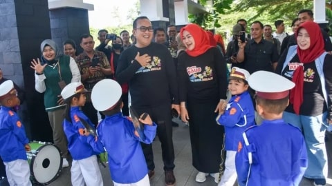 Bupati Sujiwo Buka Gebyar dan Porseni PAUD Kubu Raya 2025