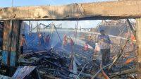 20251031_113441-min Toko Sembako dan Material di Sungai Kakap Ludes Terbakar, Diduga Akibat Korsleting Pom Mini