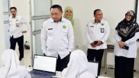20251103_145138-min Kakanwil Muhajirin Pantau Tes Kemampuan Akademik di MAN 2 Pontianak
