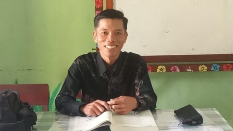 Bayu, M.Pd., Dosen Universitas Sultan Muhammad Syafiuddin Sambas (UNISSAS).