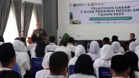 Kakanwil Kemenag Kalbar Tekankan Kemuliaan Tugas ASN saat Tutup Latsar CPNS 2025