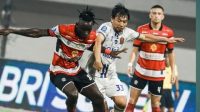 20251130_182116-min LIVE STREAMING GRATIS Madura United vs Persib Bandung Malam ini: Nonton Keseruannya di Link Berikut!