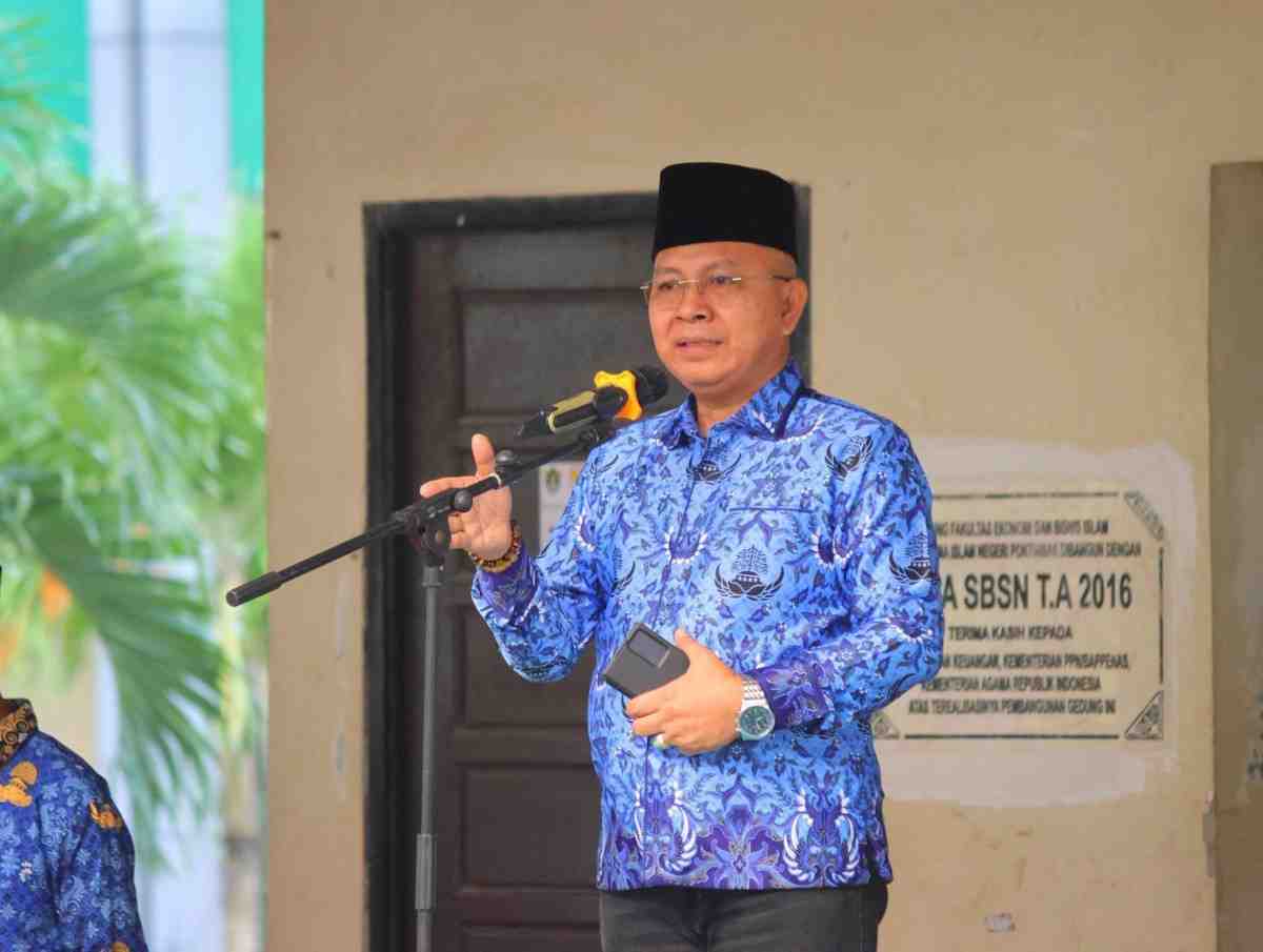 Rektor IAIN Pontianak Prof Syarif