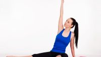 Ilustrasi wanita sedang pilates