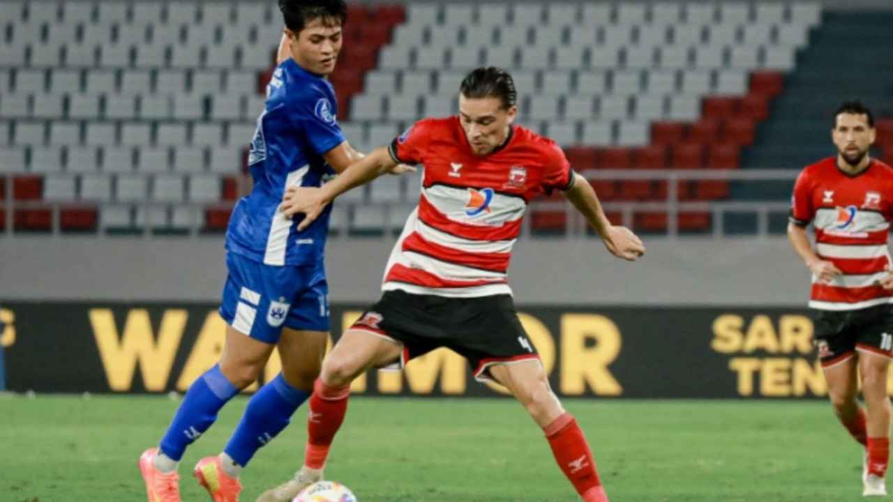 Persita Tanggerang vs Madura United, Sumber Foto : RM