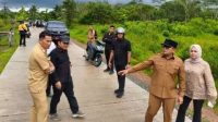 20251210_183552-min Jalan Poros Kapur–Korek Dikebut, Sujiwo Targetkan Jadi Jalur Ekonomi Strategis