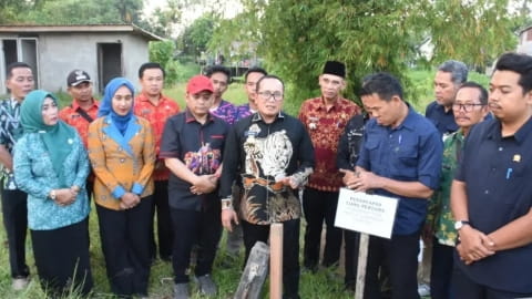 Sujiwo Dorong Rasau Jaya Miliki Ruang Publik dan Sport Center Terpadu