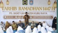 1000650336 Pemkab Kubu Raya Gelontorkan Hibah Rp8,8 Miliar, Sujiwo Dorong BKMT Mandiri dan Produktif