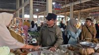 1000684184 Jelang Imlek dan Ramadan, Bupati Kubu Raya Sujiwo Sidak Pasar Pastikan Harga Sembako Stabil
