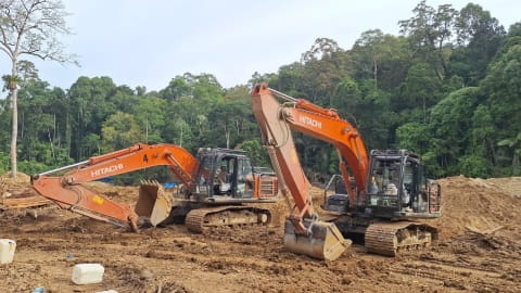 Polda Sumut Amankan 12 Ekskavator dari Tambang Emas Ilegal di Perbatasan Madina–Tapsel