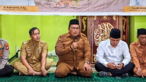 Sukiryanto Soroti Masjid Bocor dan Status Yayasan saat Safari Ramadan