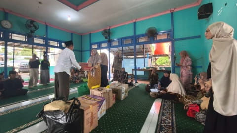 Aisyiyah Kalbar Edukasi Hukum dan Literasi Digital Anak Panti di Rasau Jaya