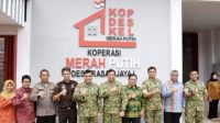 1000877313 Wabup Kubu Raya Yakin Kopdes Rasau Jaya I Bisa Bersaing dengan Ritel Modern