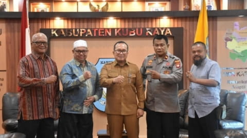 Bupati Sujiwo Terima Audiensi Panitia Harlah Paguyuban Wonogiri Kalbar