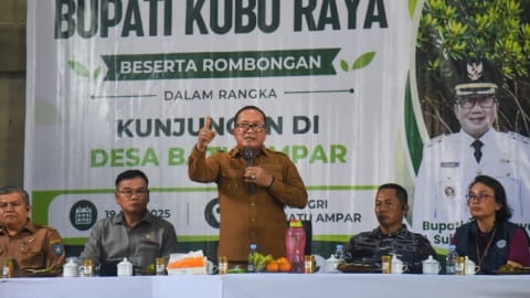 Hadir di Batu Ampar, Sujiwo Janji Ubah Wajah Desa dalam Setahun