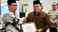 1000892241 Sukiryanto Ajak PGRI Perjuangkan Nasib Guru Honorer Kubu Raya