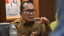 Sujiwo Tegaskan Pemkab Jadi Penengah Konflik PT Sintang Raya dan Warga Ambawang