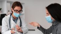 Ilustrasi konsultasi ke dokter