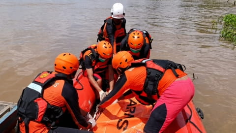 Pemancing Hilang di Sungai Kapuas Sanggau Ditemukan Meninggal Dunia