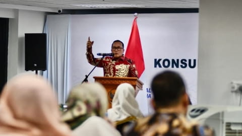 Sujiwo Minta Hasil Kunjungan ke Kuching Segera Ditindaklanjuti