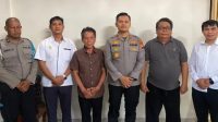 1001082112 Kapolres Kubu Raya Perkuat Sinergi dengan Dewan Adat Dayak