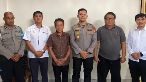 Kapolres Kubu Raya Perkuat Sinergi dengan Dewan Adat Dayak