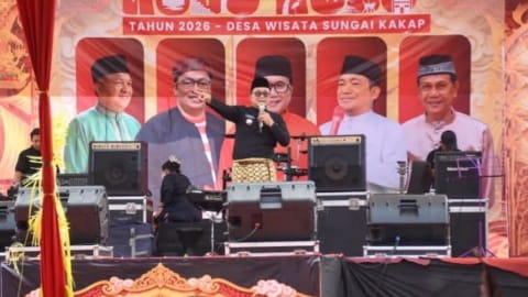 Sujiwo Dorong Robo-Robo Sungai Kakap Jadi Ikon Budaya dan Ekonomi Kubu Raya