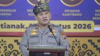 1001122401 Kapolda Kalimantan Barat Irjen Pol. Albert Teddy Benhard Sinipar, S.I.K., M.H.,