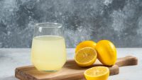 Ilustrasi air perasan lemon