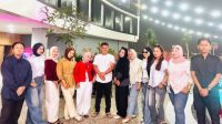 1001161072 Momen Perpisahan KKN UNU Kalbar, Mahasiswa Kelompok 6 Karimunting Pererat Silaturahmi dengan Babinsa