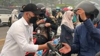 1001166402 Peduli Korban Kabut Asap, LAZISNU dan IPNU-IPPNU Pontianak Bagikan Masker serta Air Mineral