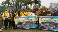 1001188127 Golkar Kubu Raya Bagikan 6.000 Masker dan Air Mineral untuk Warga Terdampak Kabut Asap