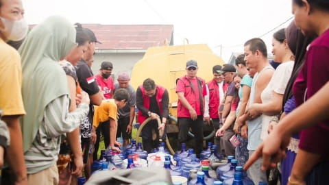 TMP Salurkan 160.000 Liter Air Bersih untuk Warga Terdampak Kekeringan di Kalbar