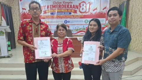 35 Tahun Menanti, Perkawinan Pasangan Ini Akhirnya Tercatat Resmi