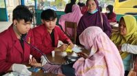 1001210387 Kabut Asap Ganggu Kesehatan, IMM Buka Cek Gratis bagi Warga Rasau Jaya