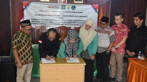 Bawaslu Kubu Raya Gandeng Tiga Organisasi Perempuan Awasi Demokrasi