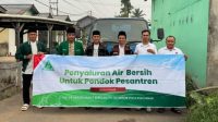Sambut Hari Santri 2026, PW GP Ansor Kalbar Salurkan Bantuan Air Bersih ke Ponpes Al-Mujtahid