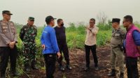 1001272282 Staf Ahli Kapolri Tinjau Karhutla di Kubu Raya
