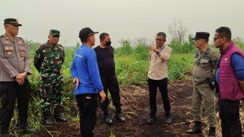 Staf Ahli Kapolri Tinjau Karhutla di Kubu Raya