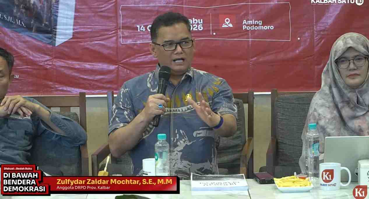 Zulfydar Zaidar Mochtar Dorong Mahasiswa Tuangkan Gagasan Politik dan Demokrasi Melalui Buku