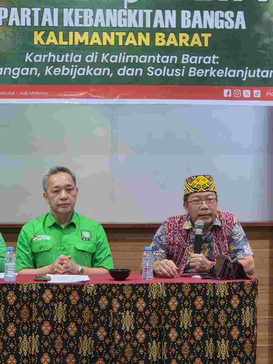 Irenius Kadem Apresiasi PKB Gelar Green Party, Minta Masyarakat Adat Tak Dikambinghitamkan dalam Karhutla Kalbar